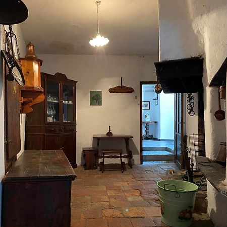 Casa Nel Centro Storico Di Borno Villa Luaran gambar