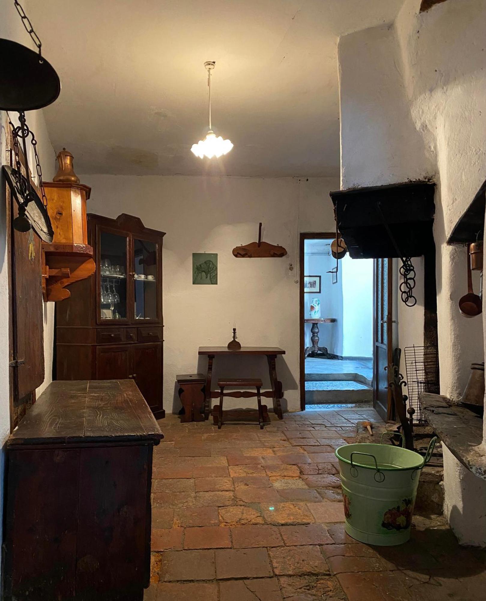 Casa Nel Centro Storico Di Borno Villa Luaran gambar