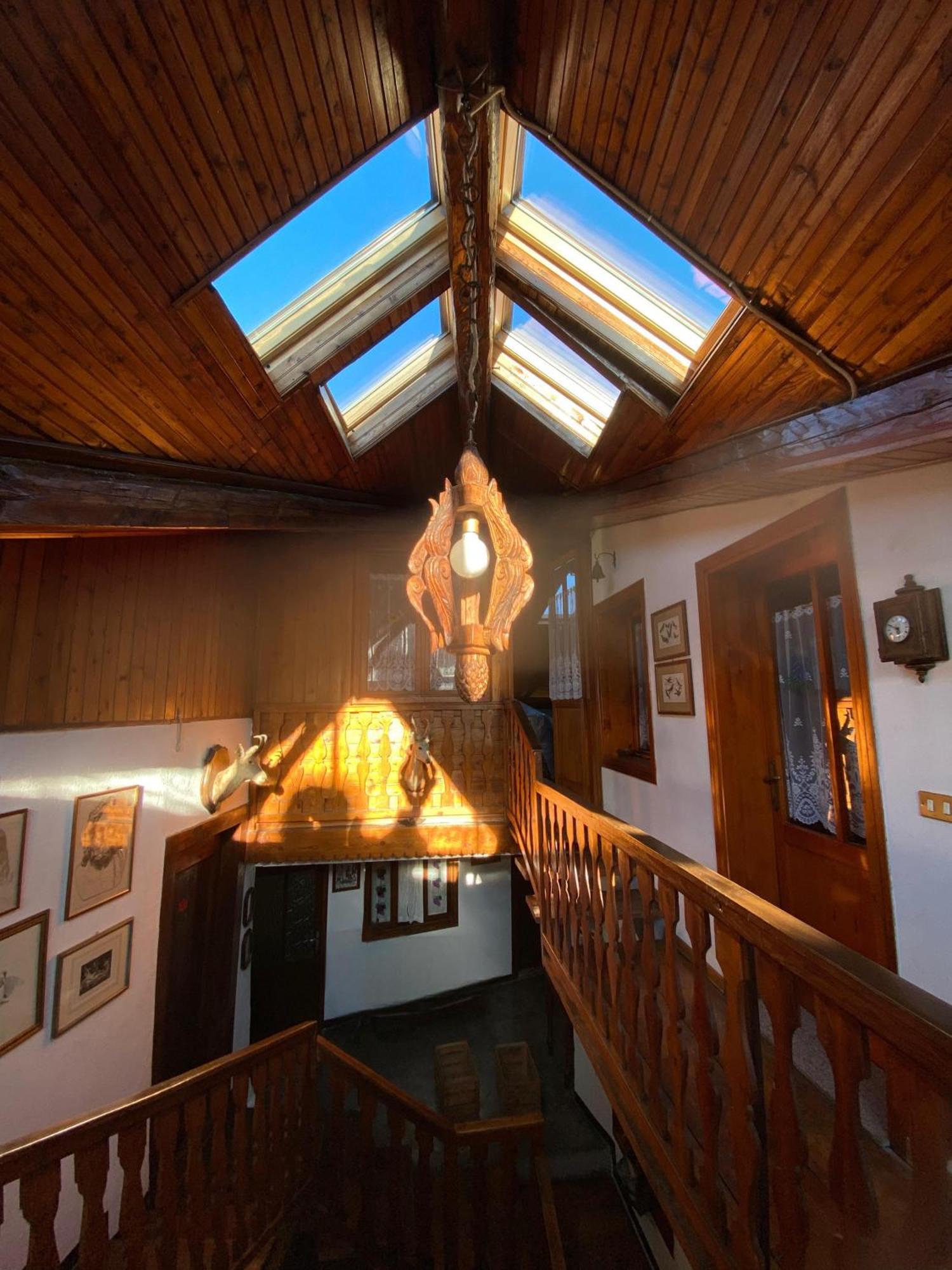 Casa Nel Centro Storico Di Borno Villa Luaran gambar