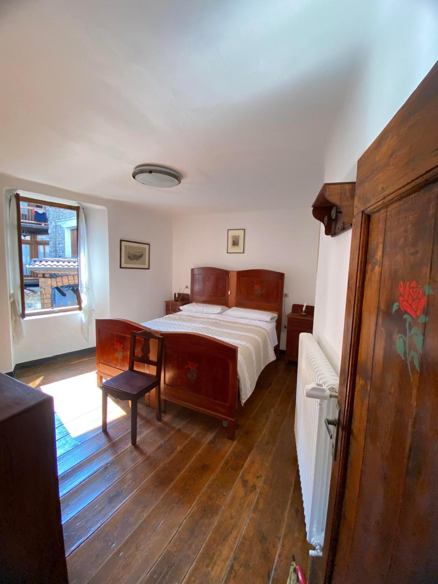 Casa Nel Centro Storico Di Borno Villa Luaran gambar